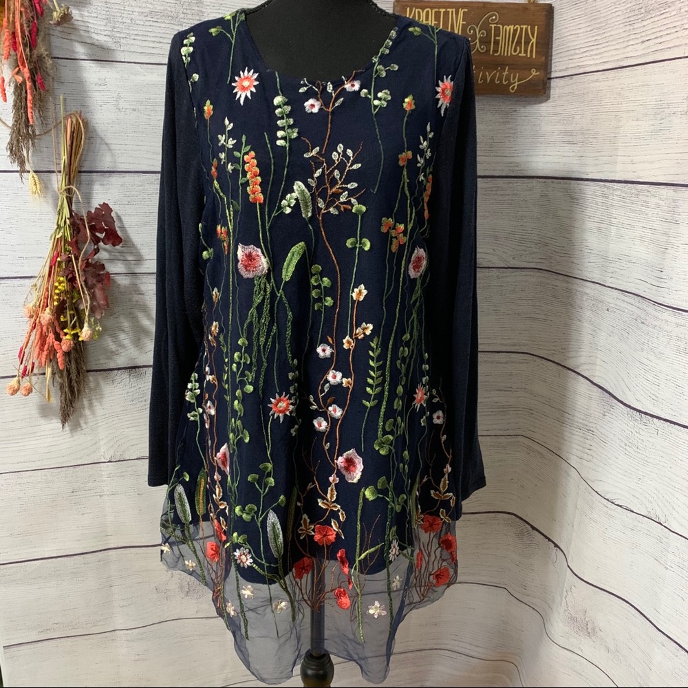 Highness embroidered navy tunic top